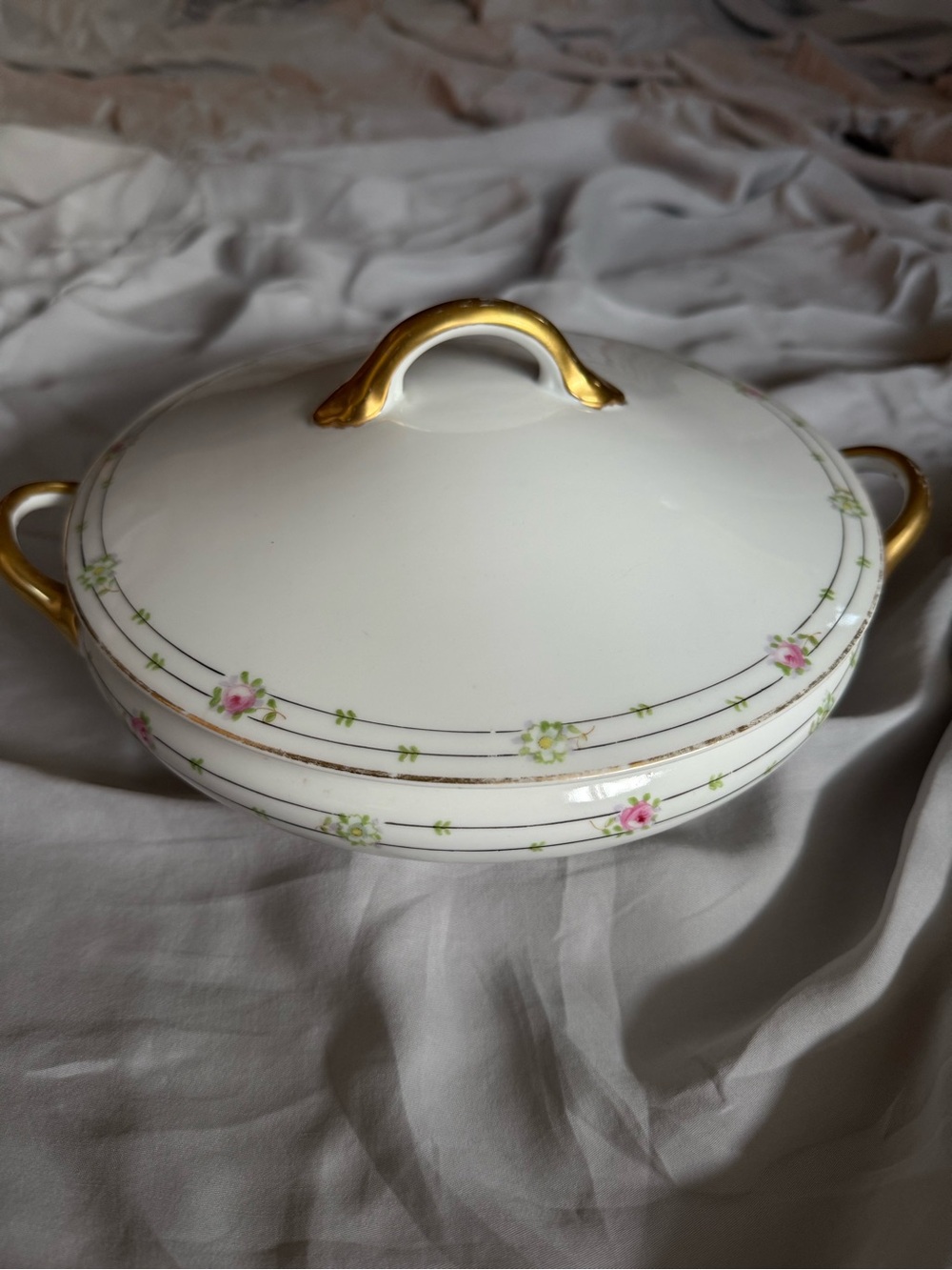 Vintage Noritake Nippon white floral china serving bowl with gold handles